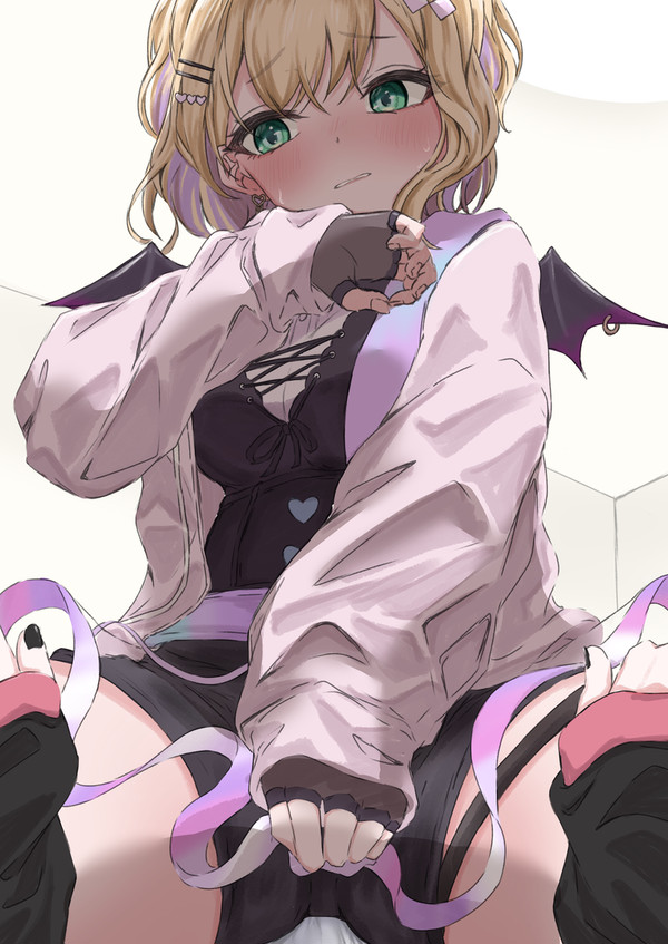 「ね、ねぇ…、近すぎん…？」