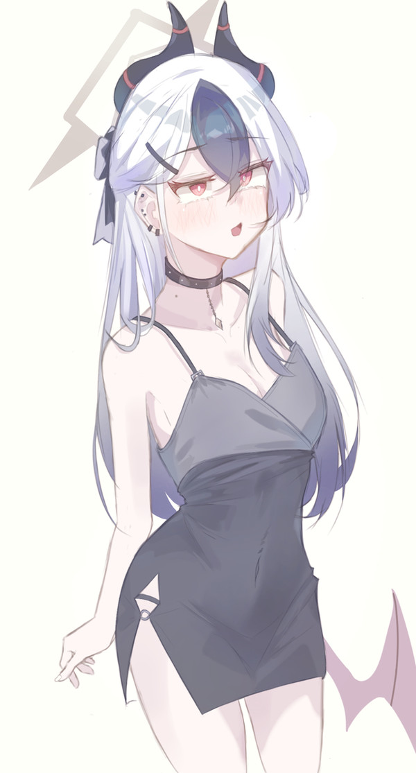 鬼方カヨコ