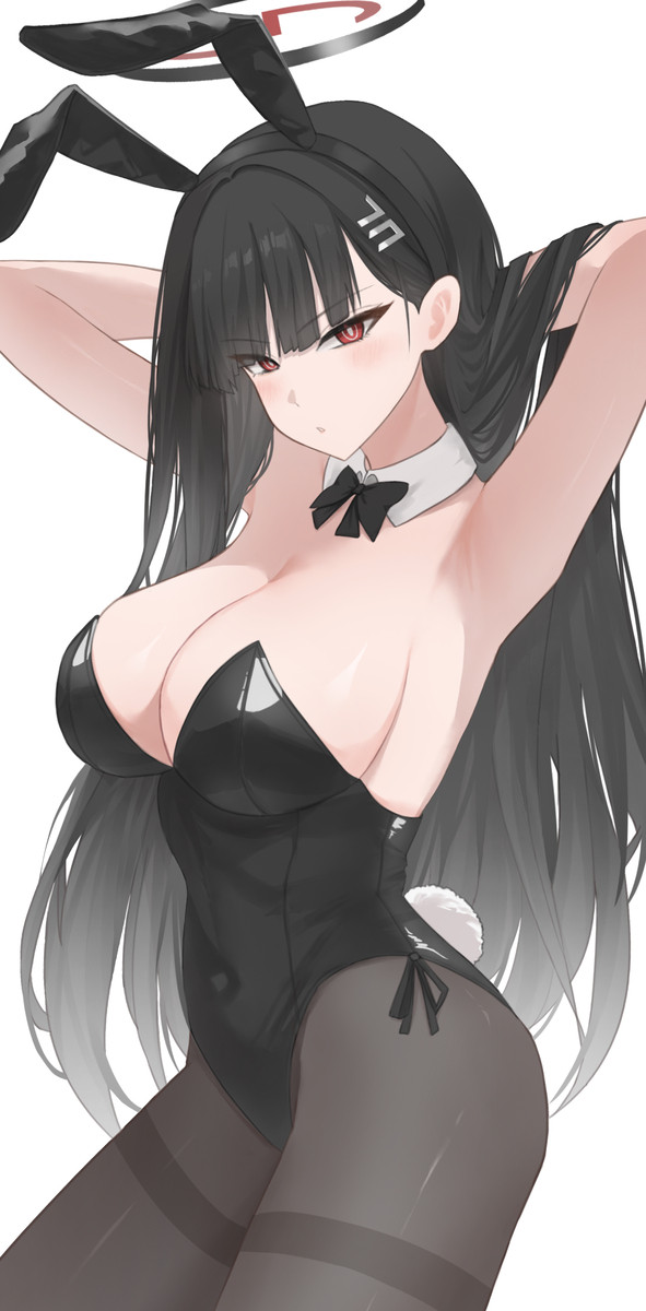 調月リオ