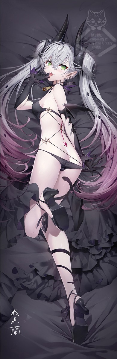 C107 リリス抱き枕カバー 裏 - 1/1