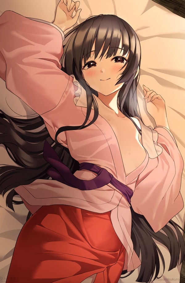 はだけた姿の輝夜