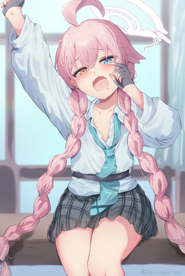 クソ長おさげホシノ先輩