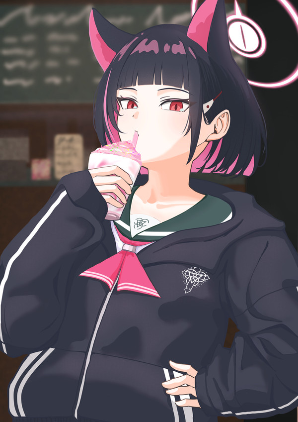 杏山カズサ