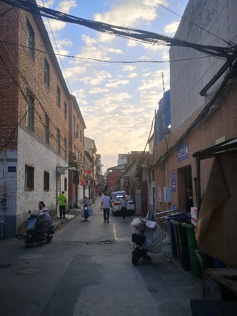 小巷 - 1/1