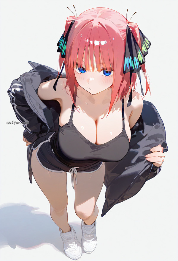 私服二乃さん