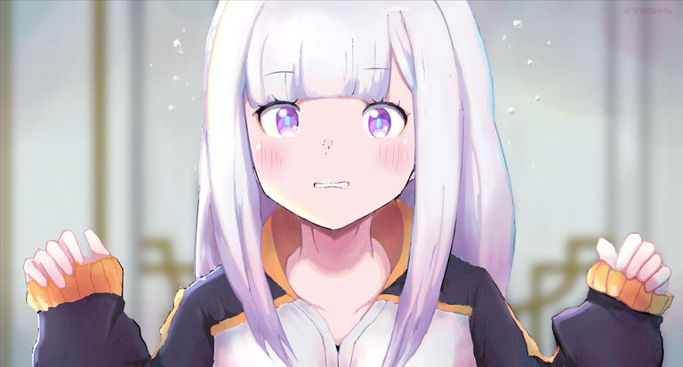 「ち…違うの、変わった服だからちょっと着てみたいかなって」