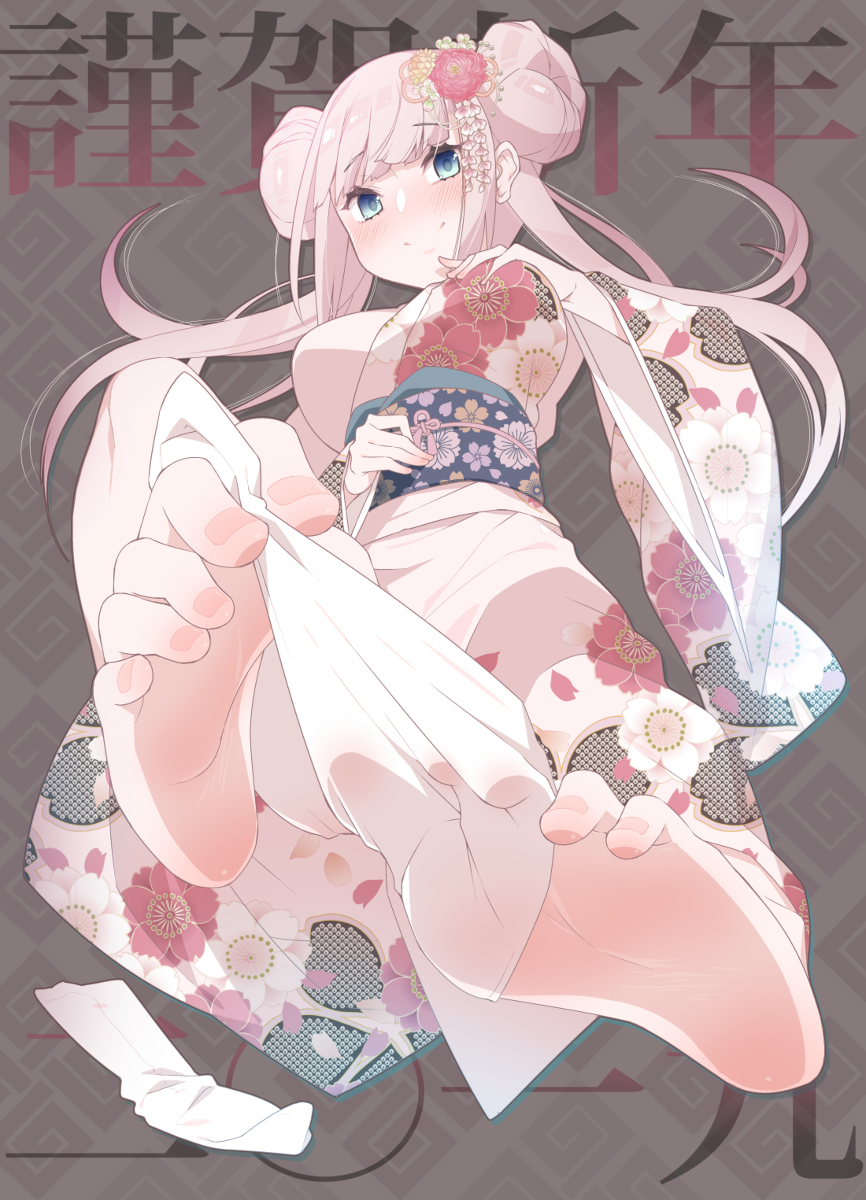 This is a pixiv picture whose title is 謹賀新年こむらさん.