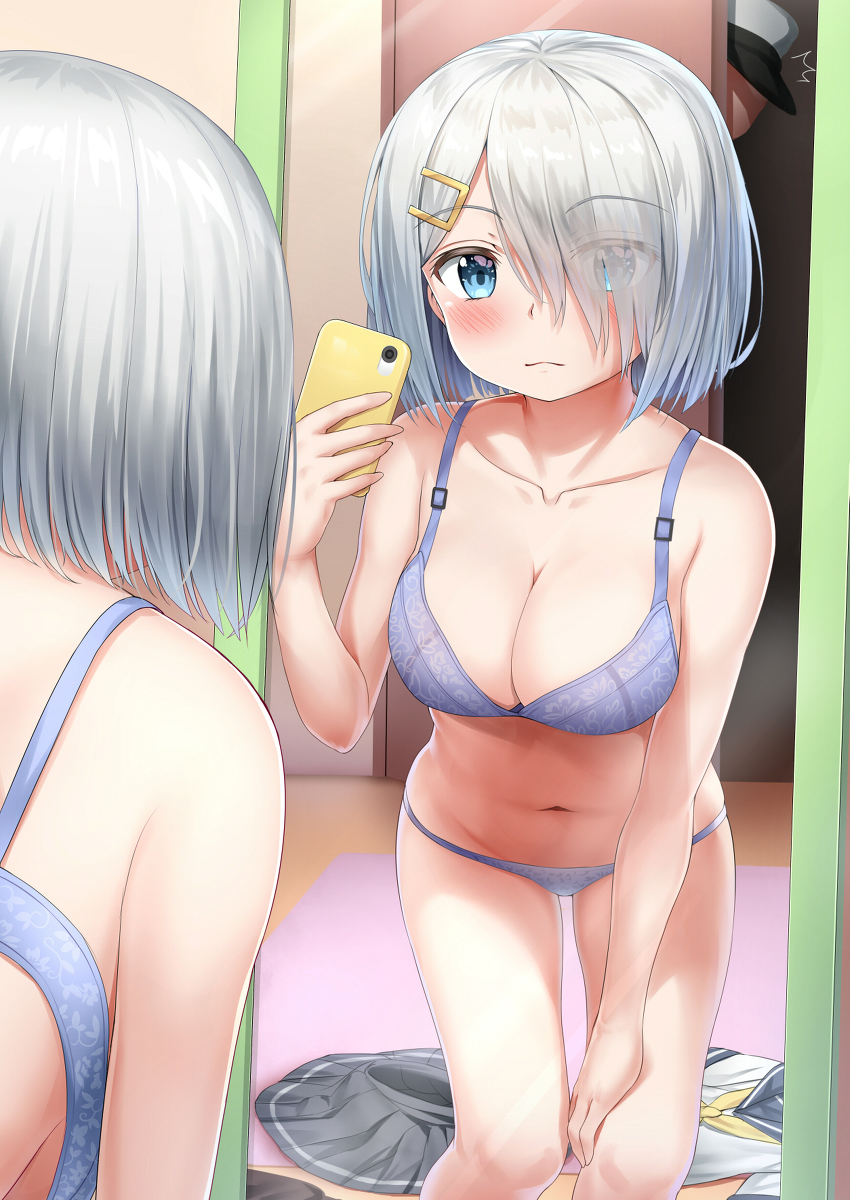 This is a pixiv picture whose title is 自撮り浜風.