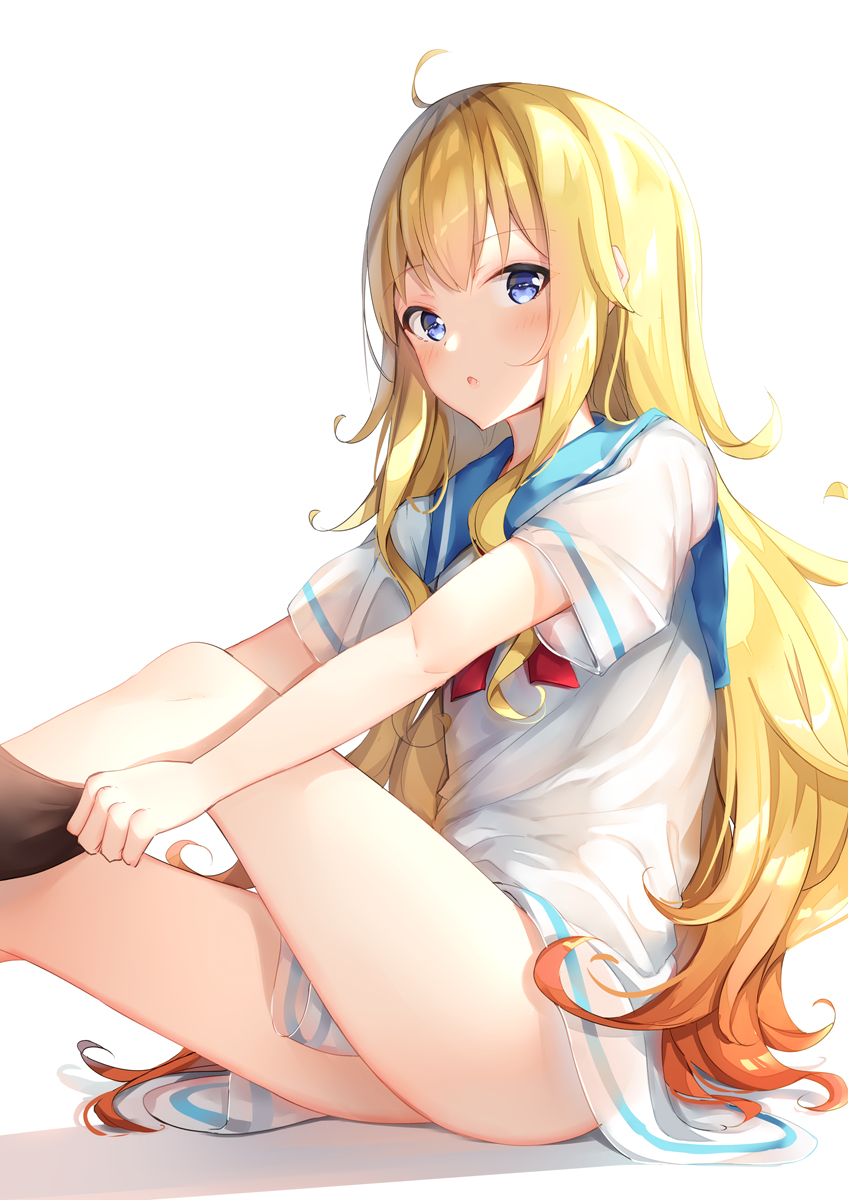 This is a pixiv picture whose title is 天使学校の制服を着てみた.