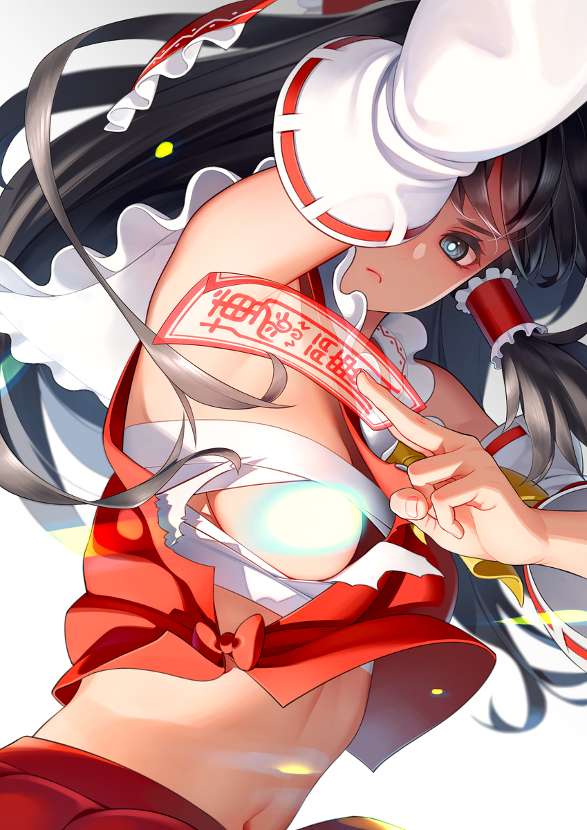 This is a pixiv picture whose title is 霊夢.
