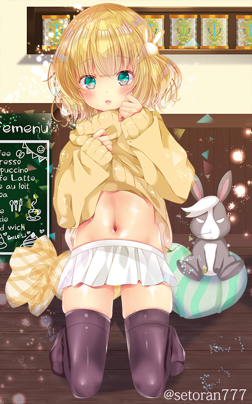 This is a pixiv picture whose title is ごちうさ　シャロちゃんセーターでおへそチラリ.