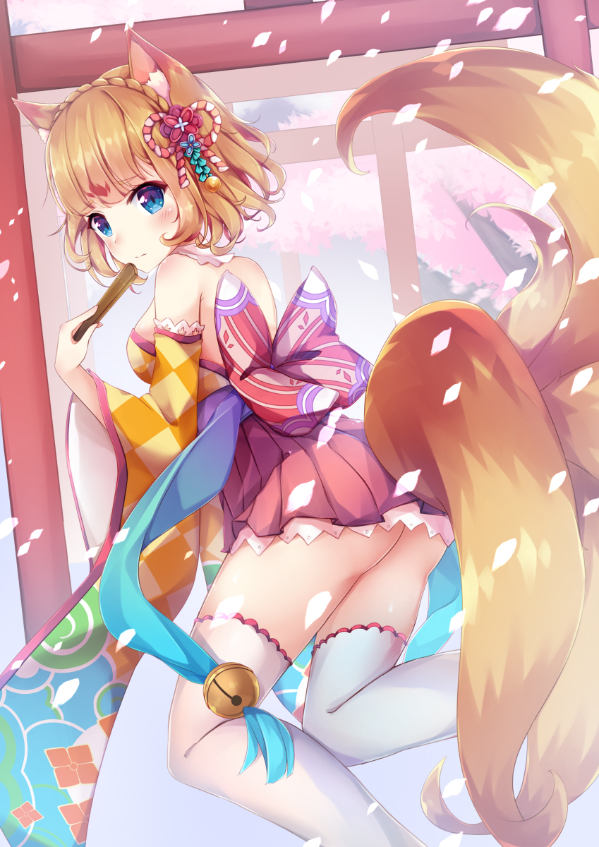 This is a pixiv picture whose title is 魅惑の妖狐.