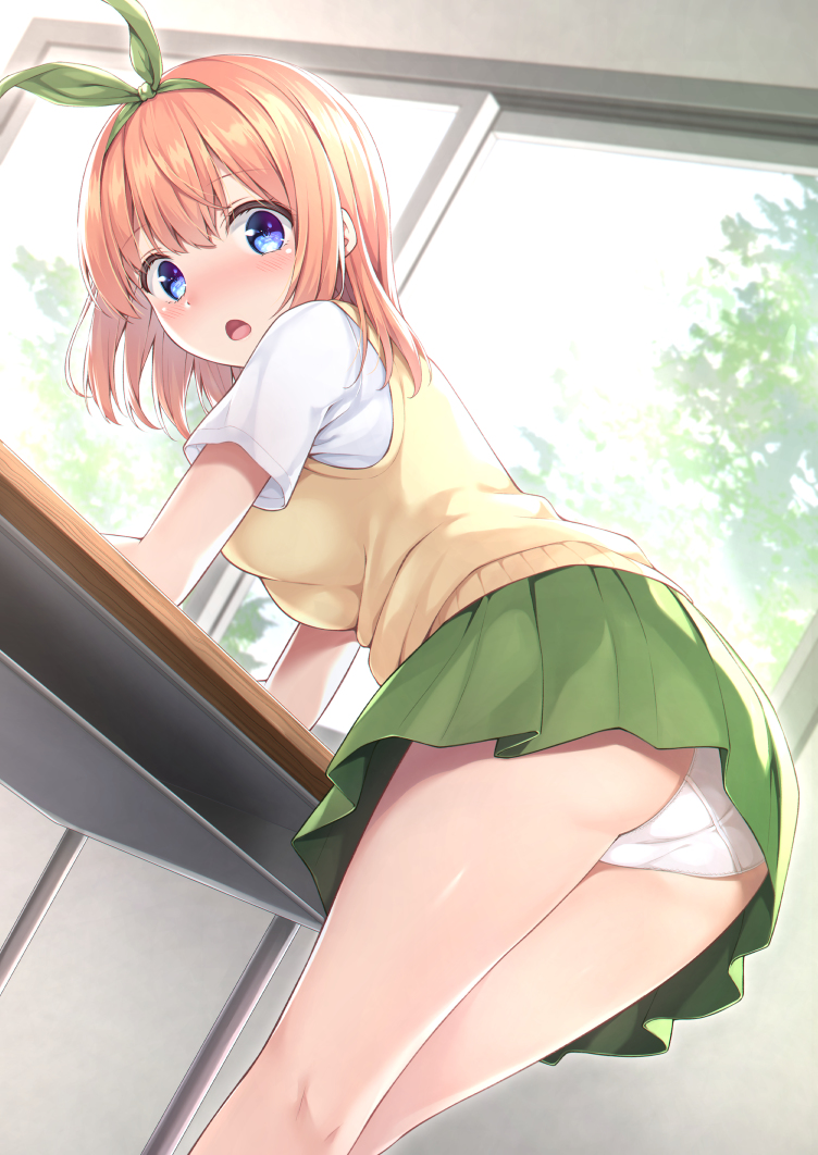 This is a pixiv picture whose title is 四葉.