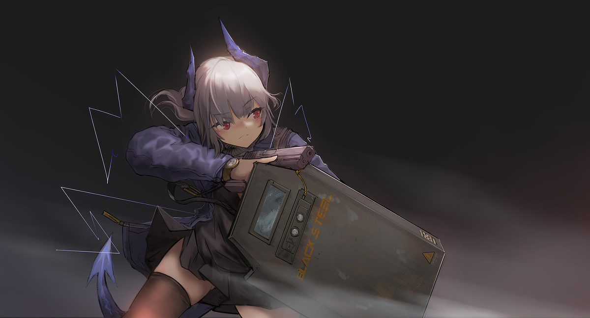 This is a pixiv picture whose title is LIGHTNING WARNING.