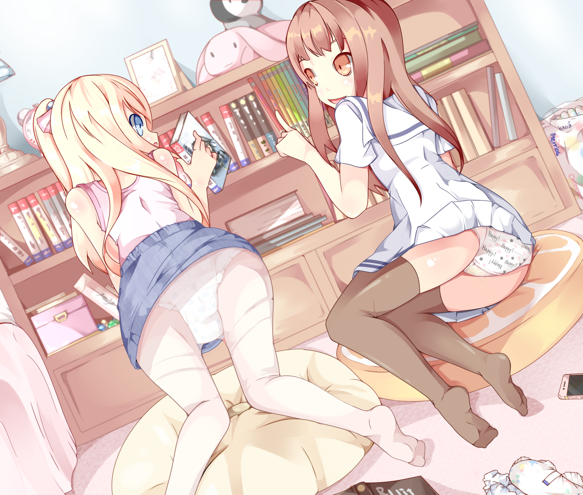 This is a pixiv picture whose title is おむつ少女の部屋.