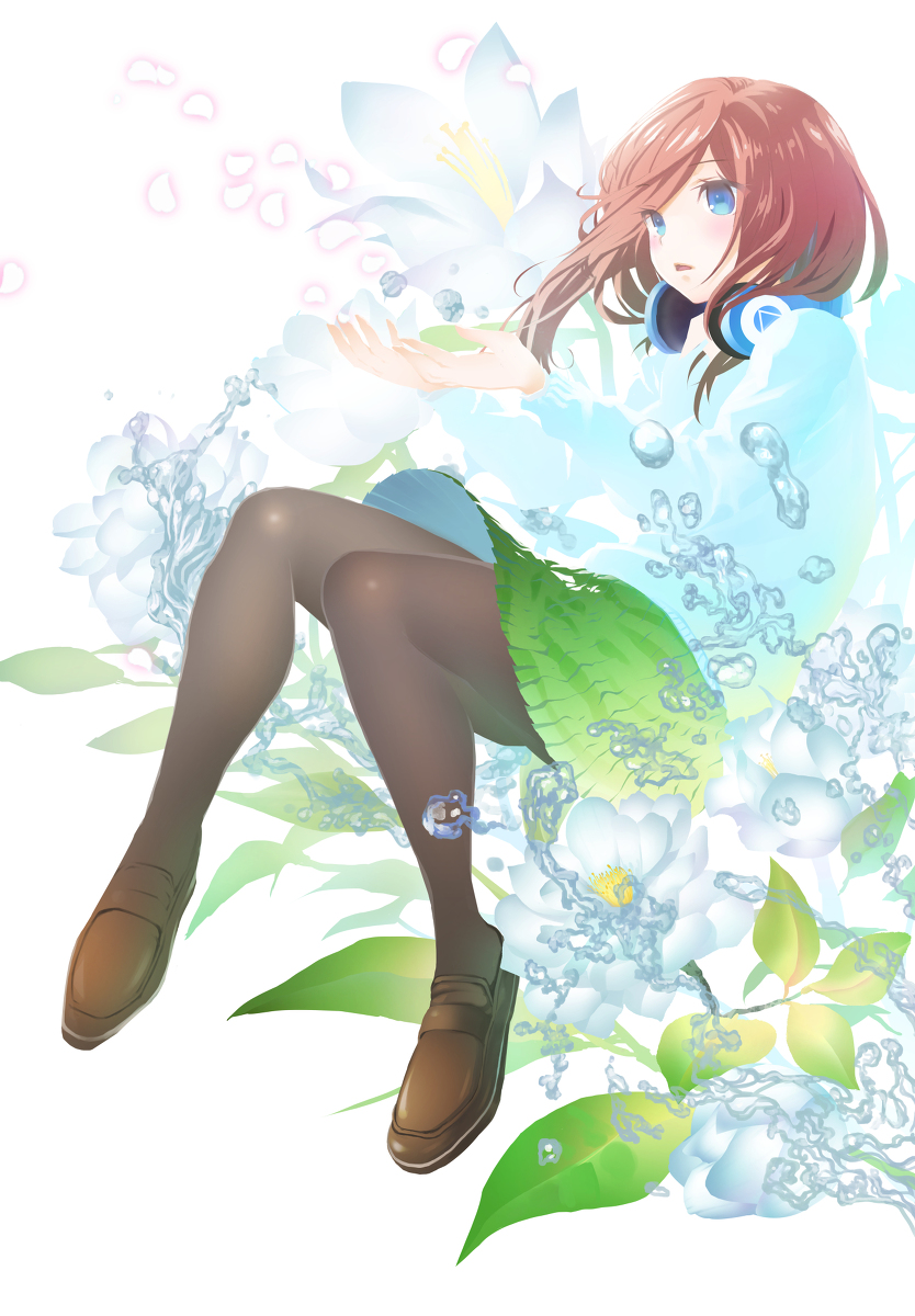 This is a pixiv picture whose title is 白山茶花三玖.