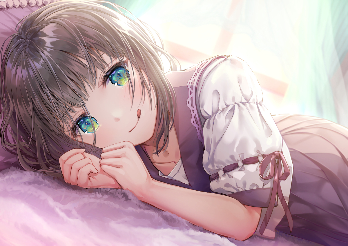 This is a pixiv picture whose title is 年下彼女.