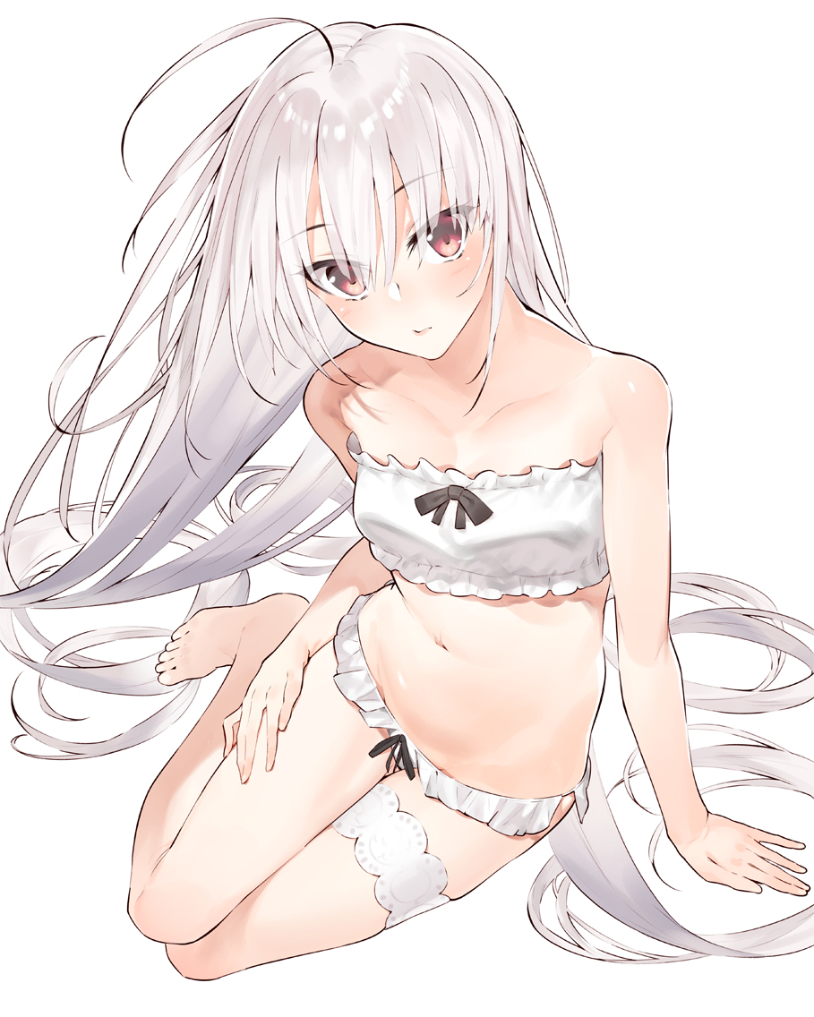 This is a pixiv picture whose title is 白髪おなかちゃん.