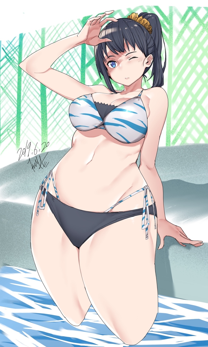 This is a pixiv picture whose title is 水着六花.