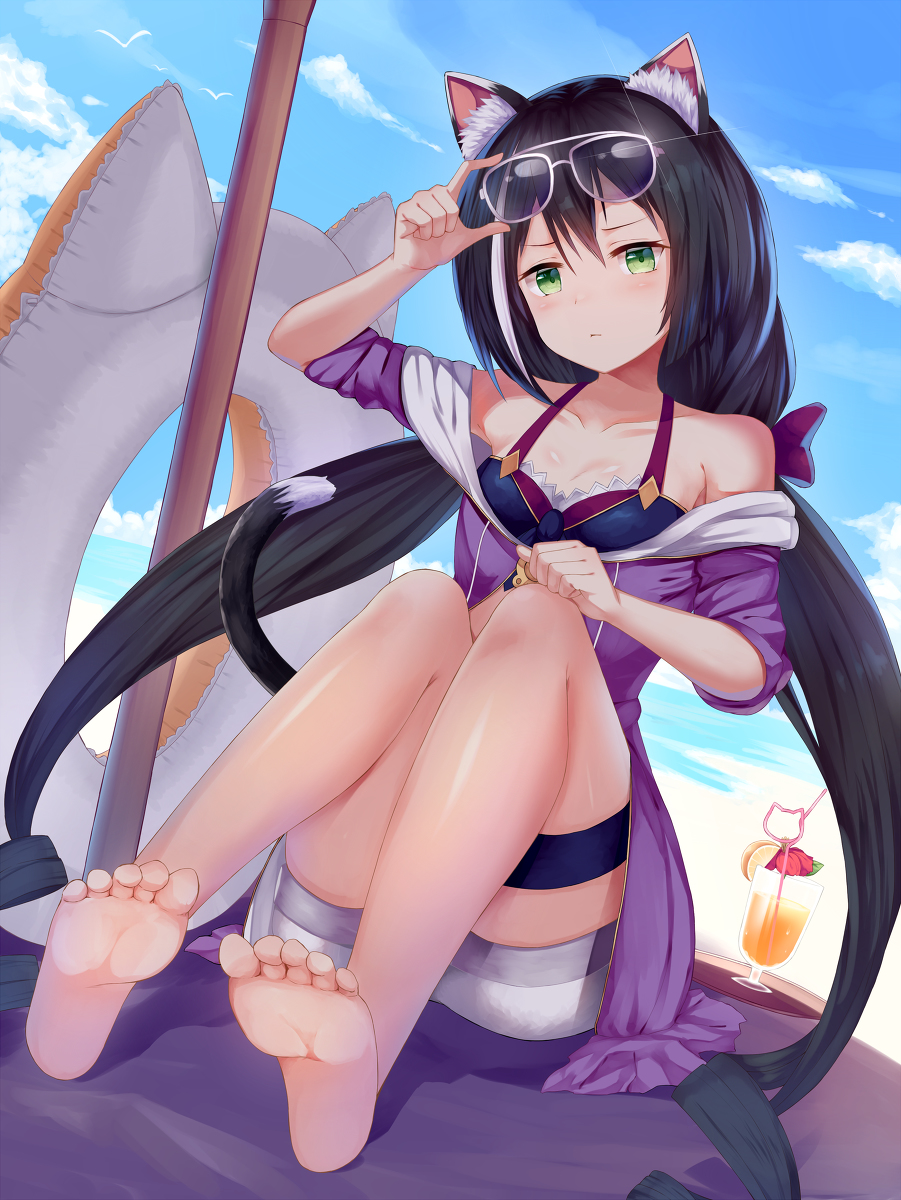 This is a pixiv picture whose title is こっちみんな！.