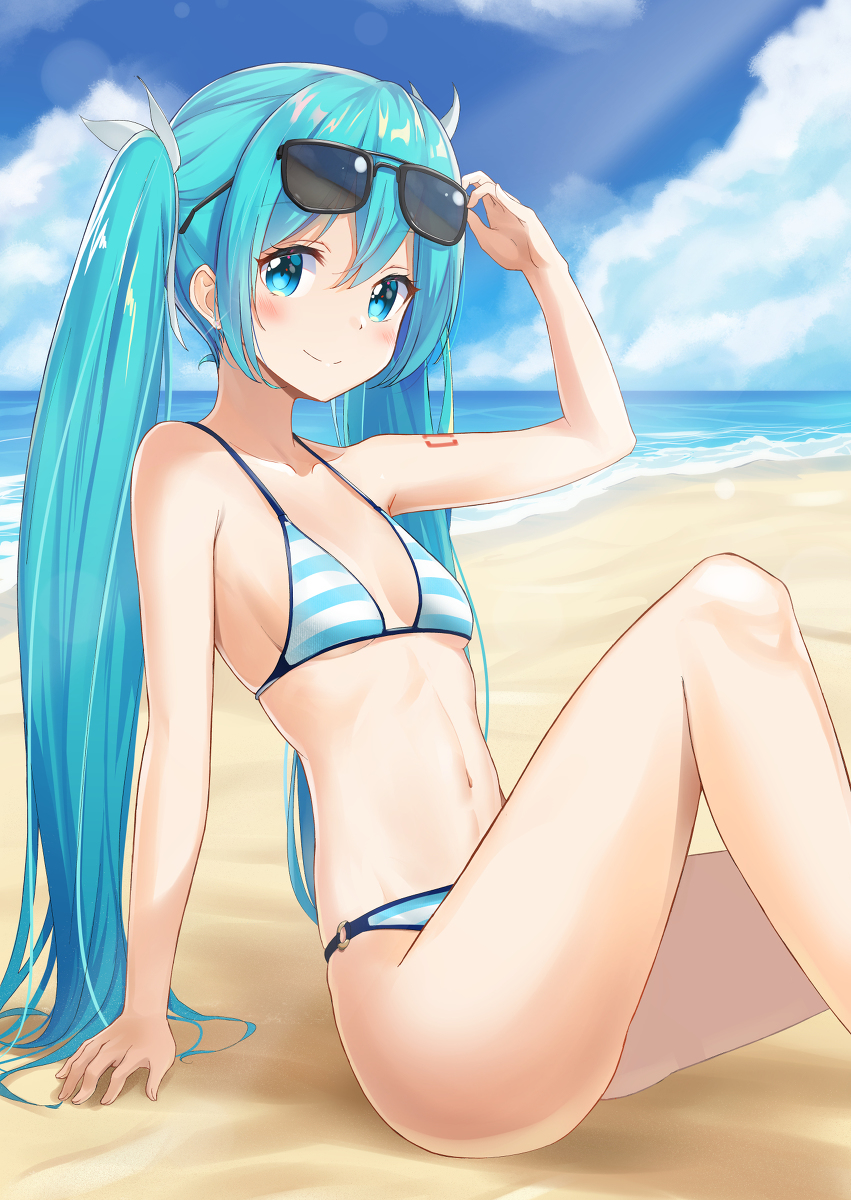 This is a pixiv picture whose title is 水着.