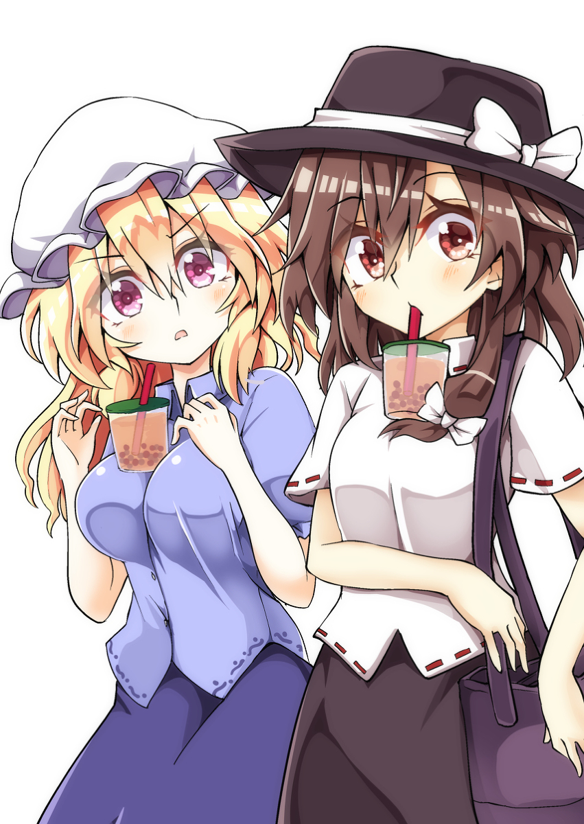 This is a pixiv picture whose title is タピオカチャレンジ秘封倶楽部.