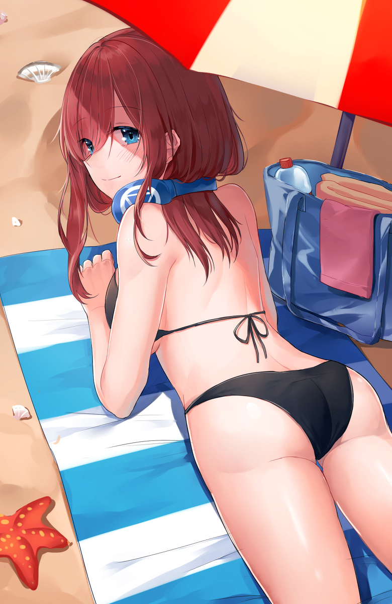 This is a pixiv picture whose title is 水着三玖.