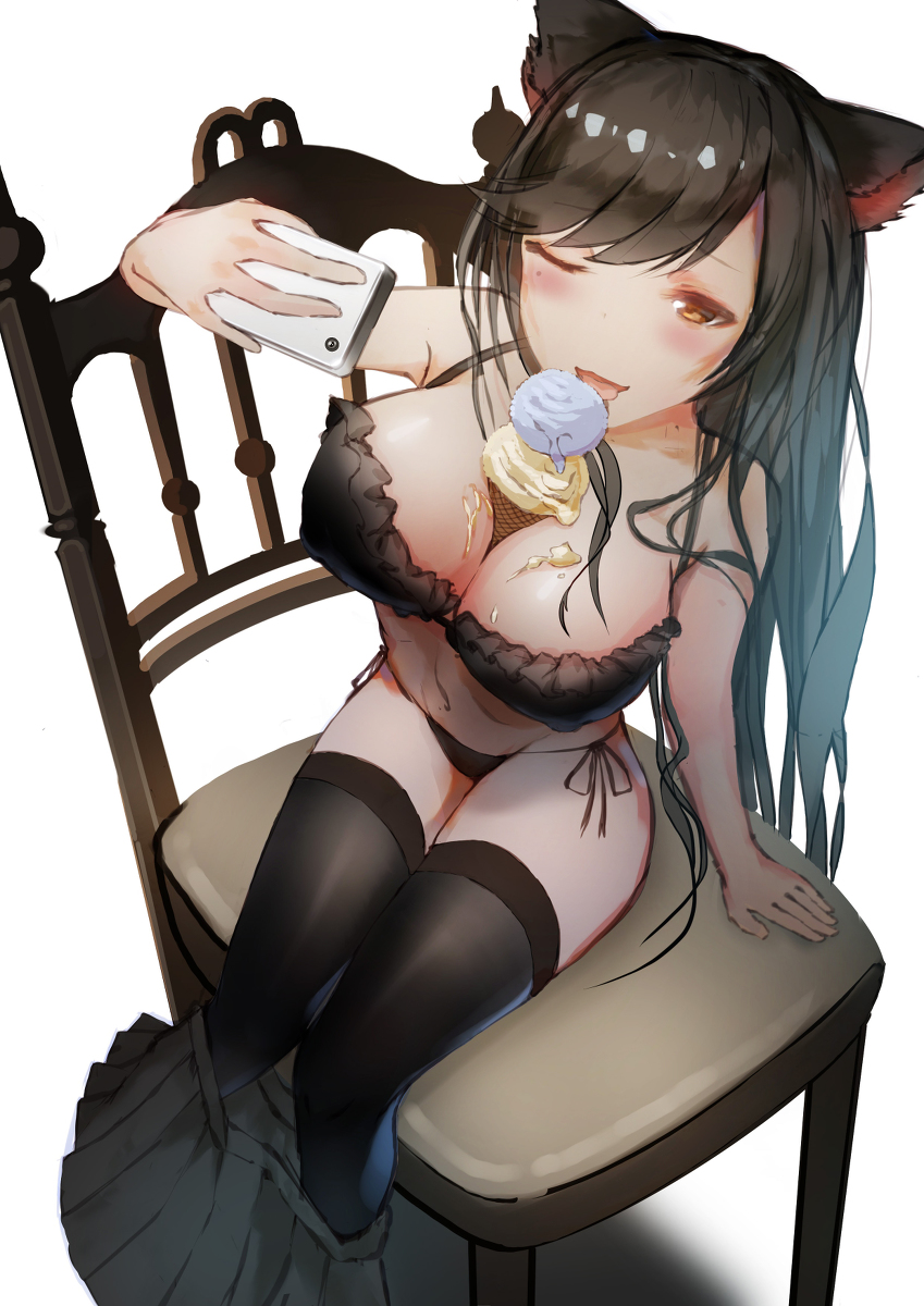 This is a pixiv picture whose title is 碧蓝航线 爱宕 アズールレーン.