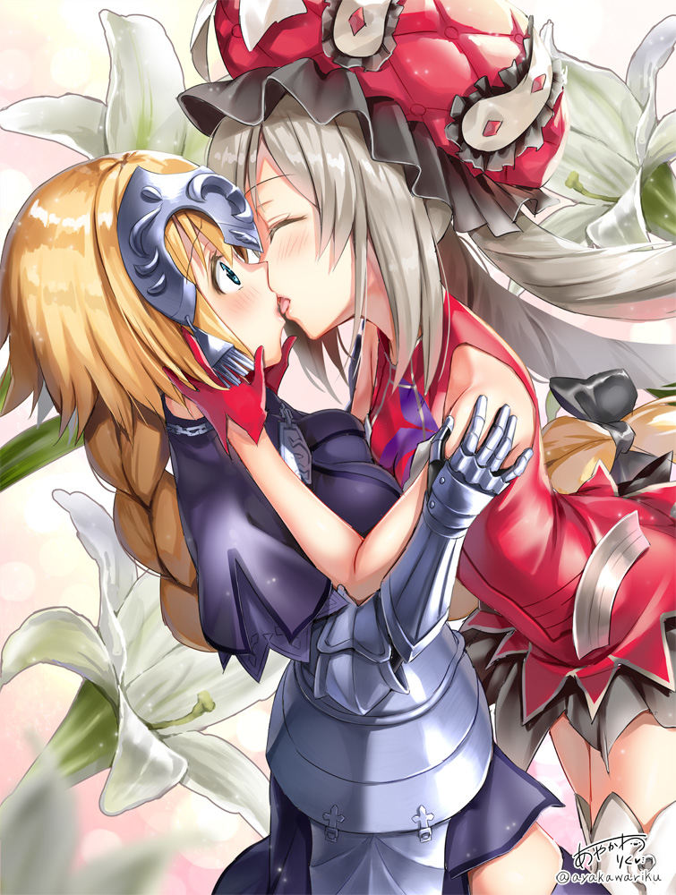 This is a pixiv picture whose title is マリーはジャンヌとイチャイチャ….