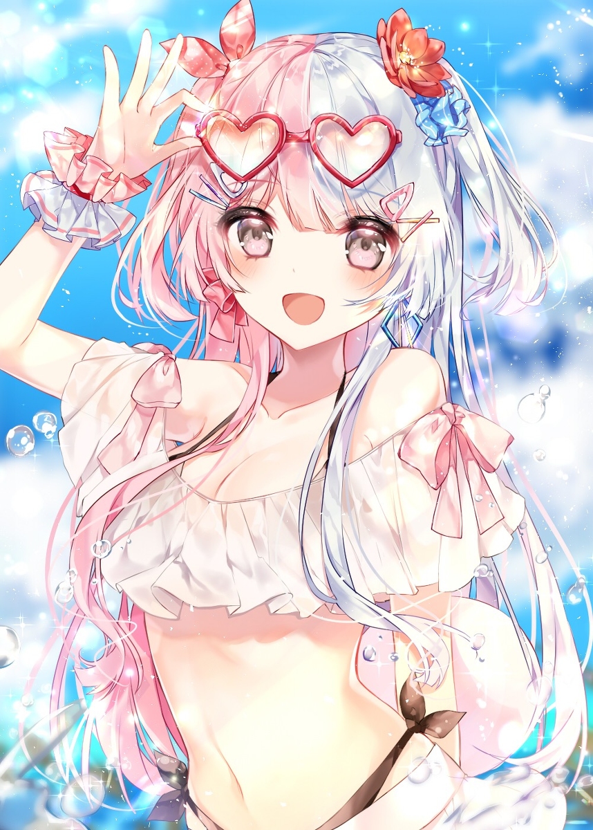 This is a pixiv picture whose title is 💖🏝summer splash🏝💙.