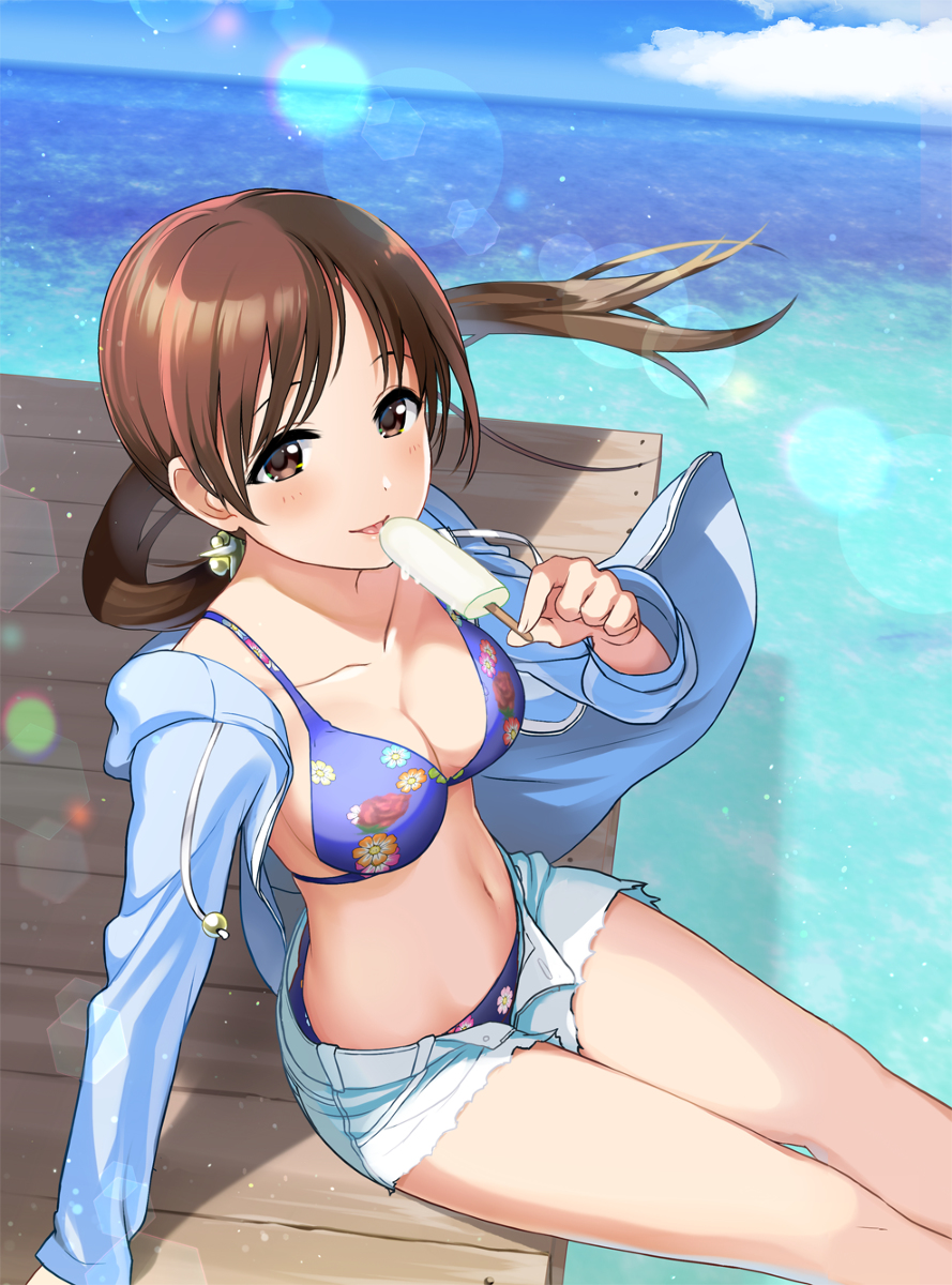 This is a pixiv picture whose title is 美波といっしょにアイスを食べる夏.