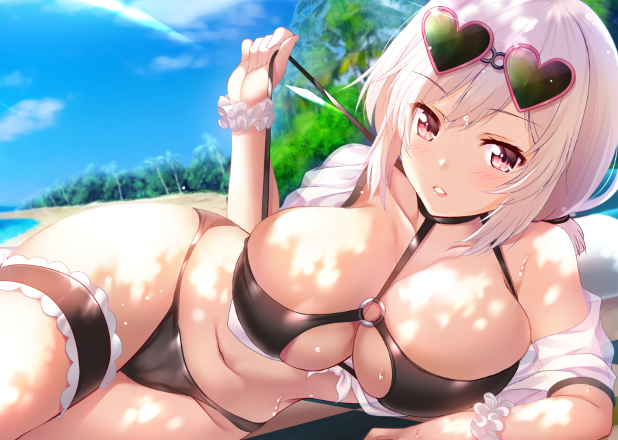 This is a pixiv picture whose title is 水着シリアスさん.