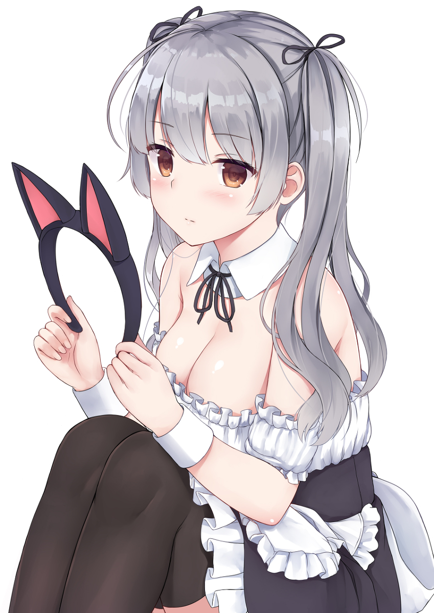 This is a pixiv picture whose title is メイドさん.