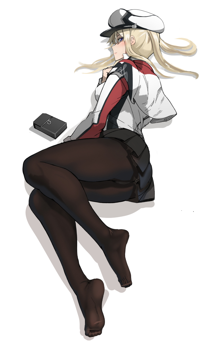 This is a pixiv picture whose title is Graf Zeppelin.