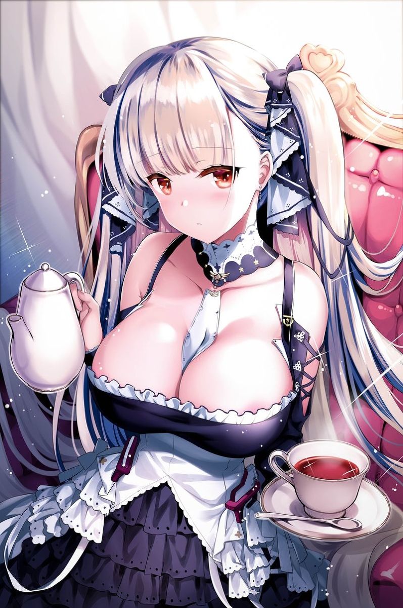 This is a pixiv picture whose title is 指揮官、紅茶いかがですか？.