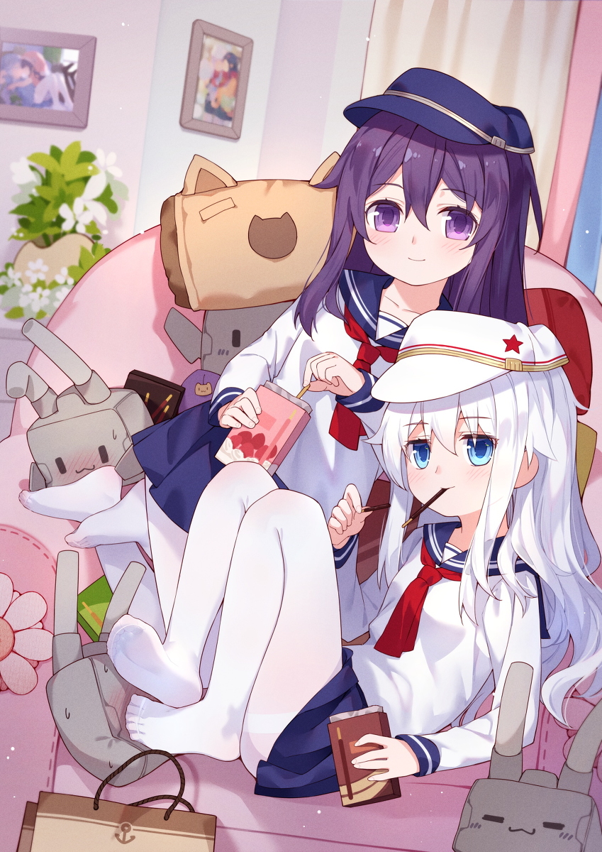 This is a pixiv picture whose title is ポッキーを一緒に食べましょう.