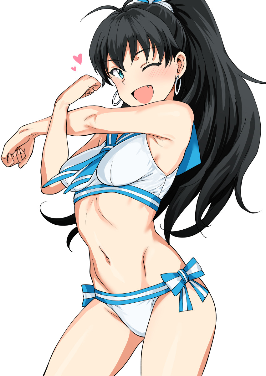 This is a pixiv picture whose title is 響誕生日おめ！.