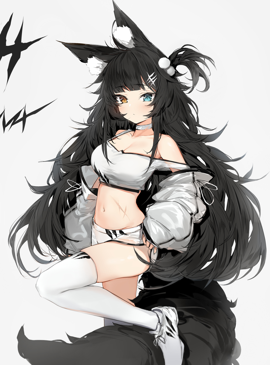 This is a pixiv picture whose title is 黒と白.