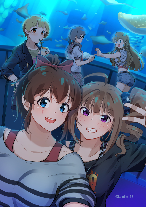 This is a pixiv picture whose title is 水族館.