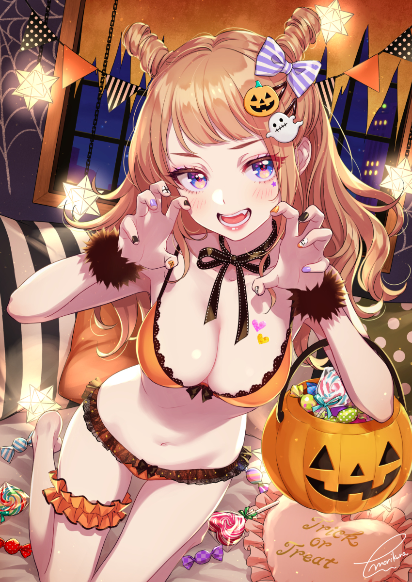 This is a pixiv picture whose title is おうちハロウィン.
