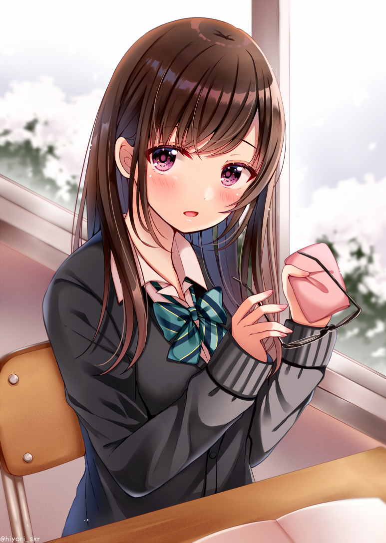 This is a pixiv picture whose title is 「な、なんですか・・・？」.