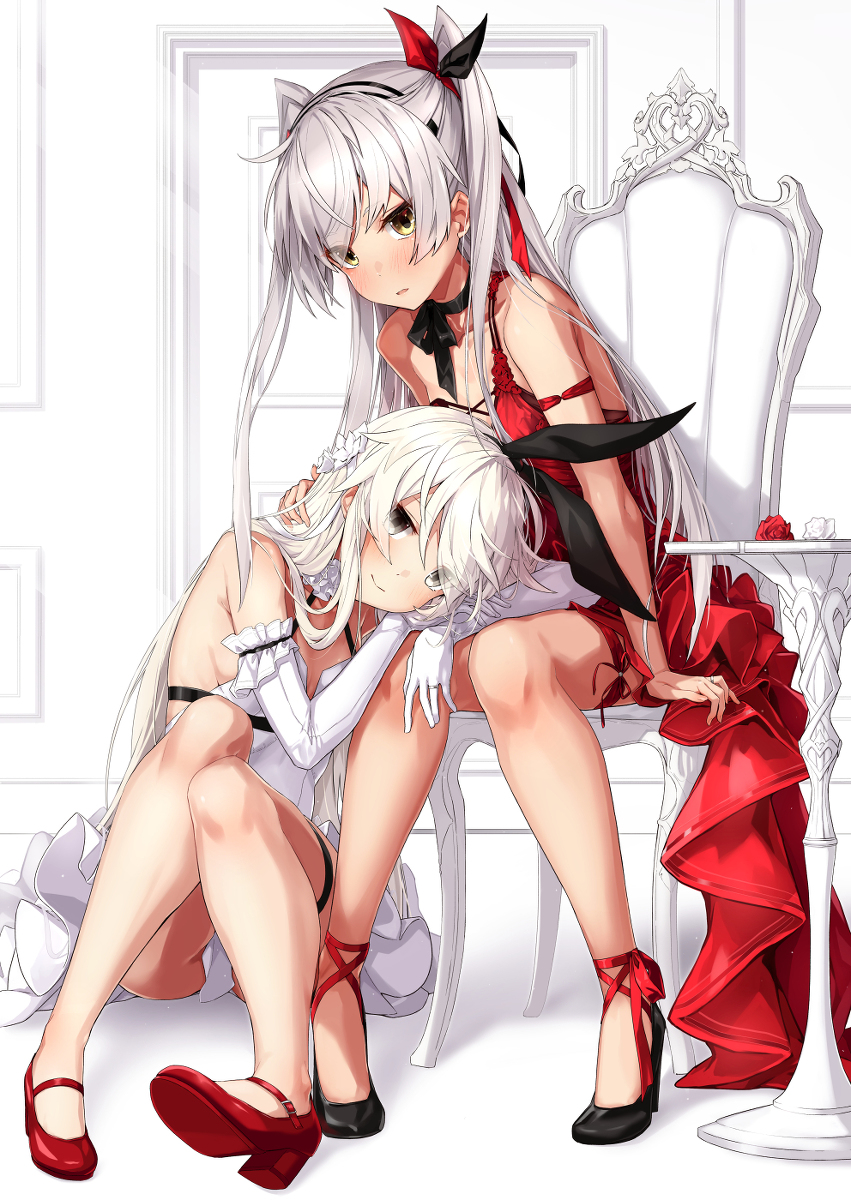 This is a pixiv picture whose title is 赤白.