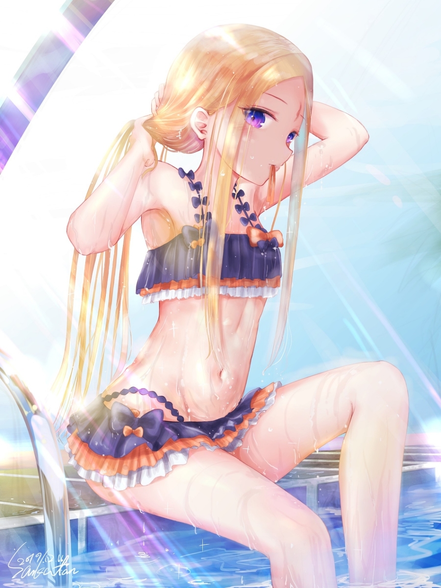 This is a pixiv picture whose title is 水着  アビー.