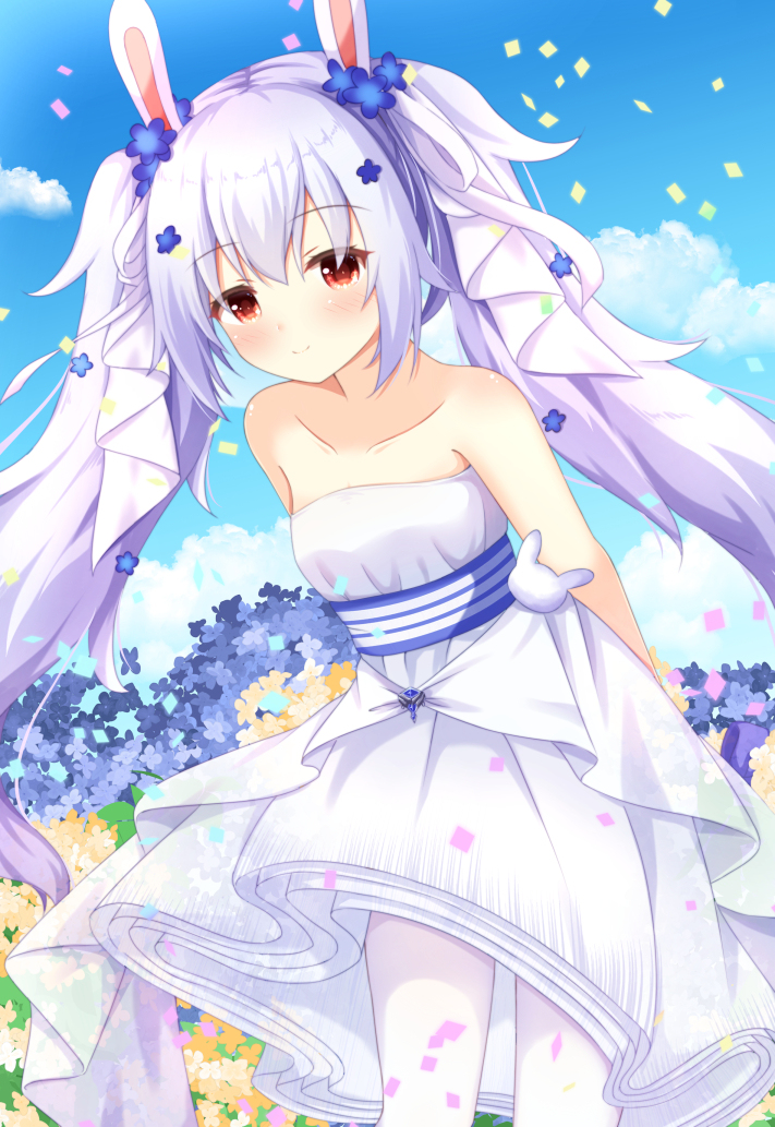 This is a pixiv picture whose title is 「指揮官指揮官、ラフィー、キレイ？」.