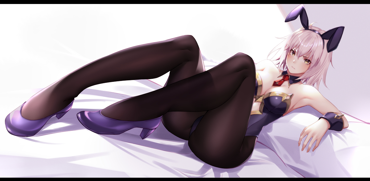 This is a pixiv picture whose title is Bunny.