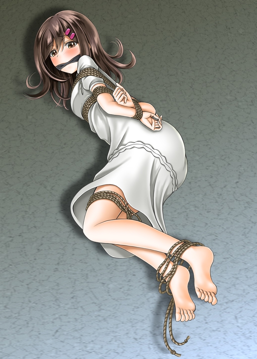 This is a pixiv picture whose title is アヤノ緊縛.