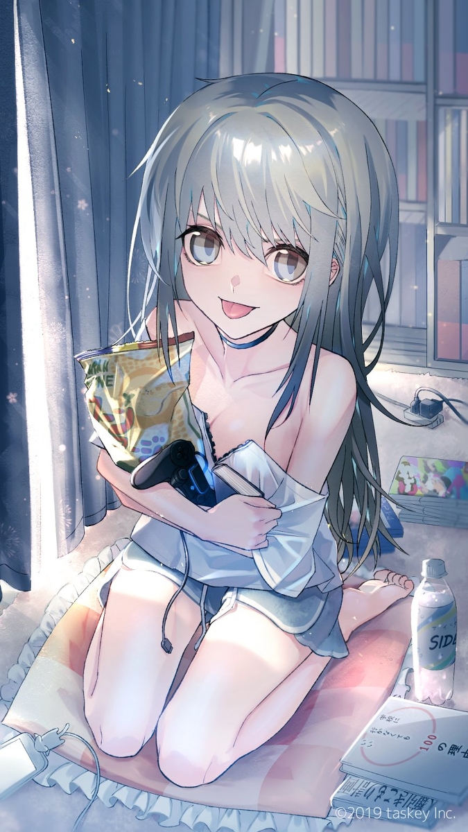 This is a pixiv picture whose title is 「古森さんは出たがらない」.