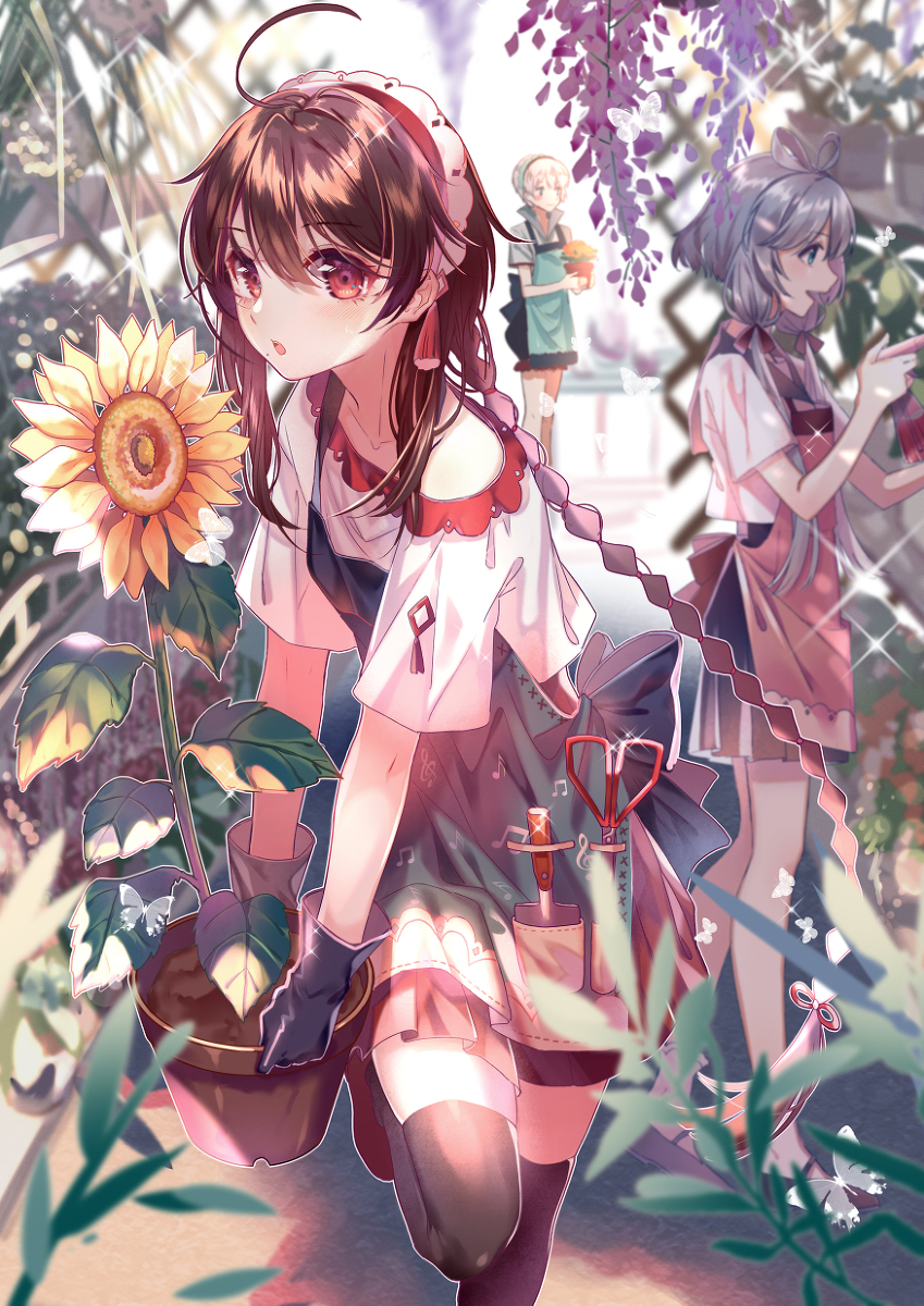 This is a pixiv picture whose title is 花店阿绫.