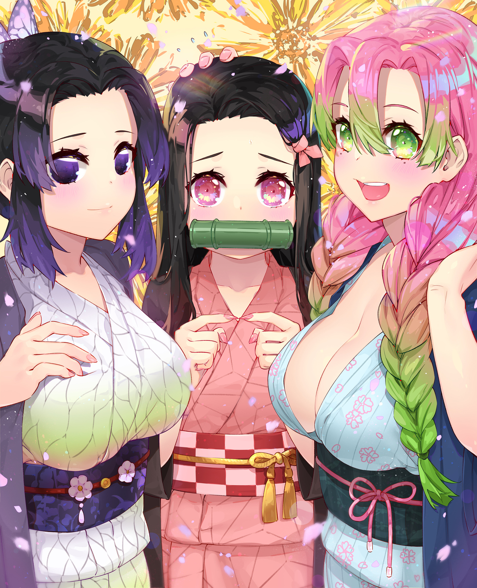 This is a pixiv picture whose title is 禰豆子としのぶと蜜璃.