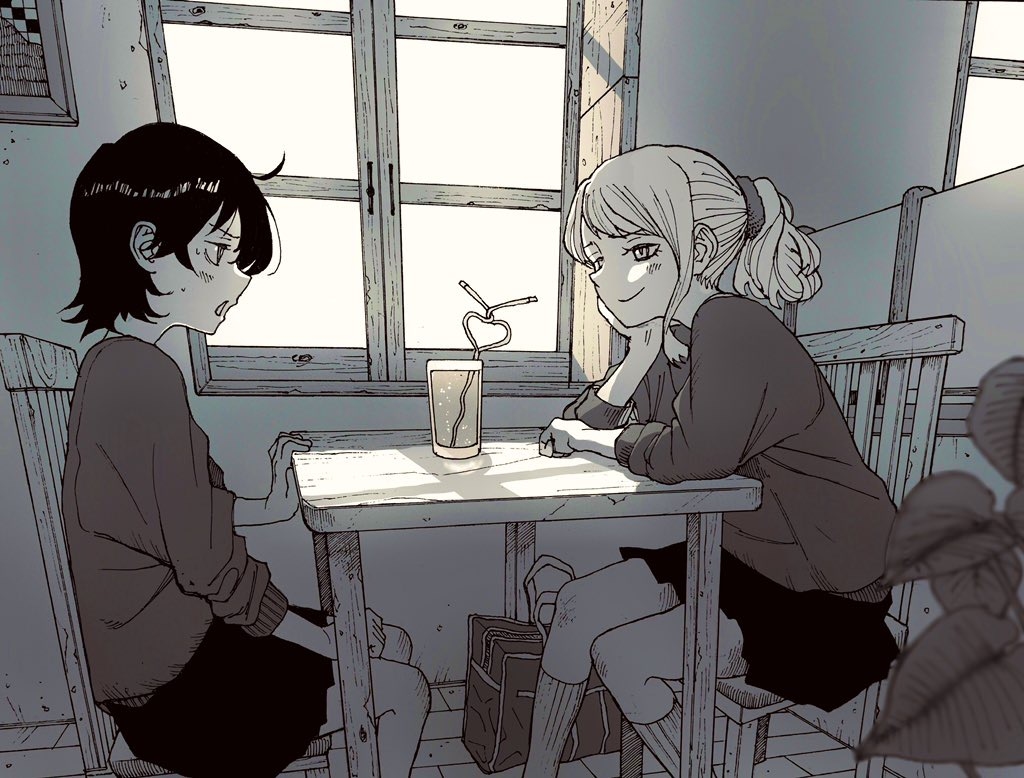 This is a pixiv picture whose title is あの店員絶対テーブル間違えてるでしょ.